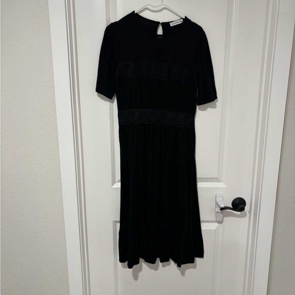 Chic Black Midi Dress